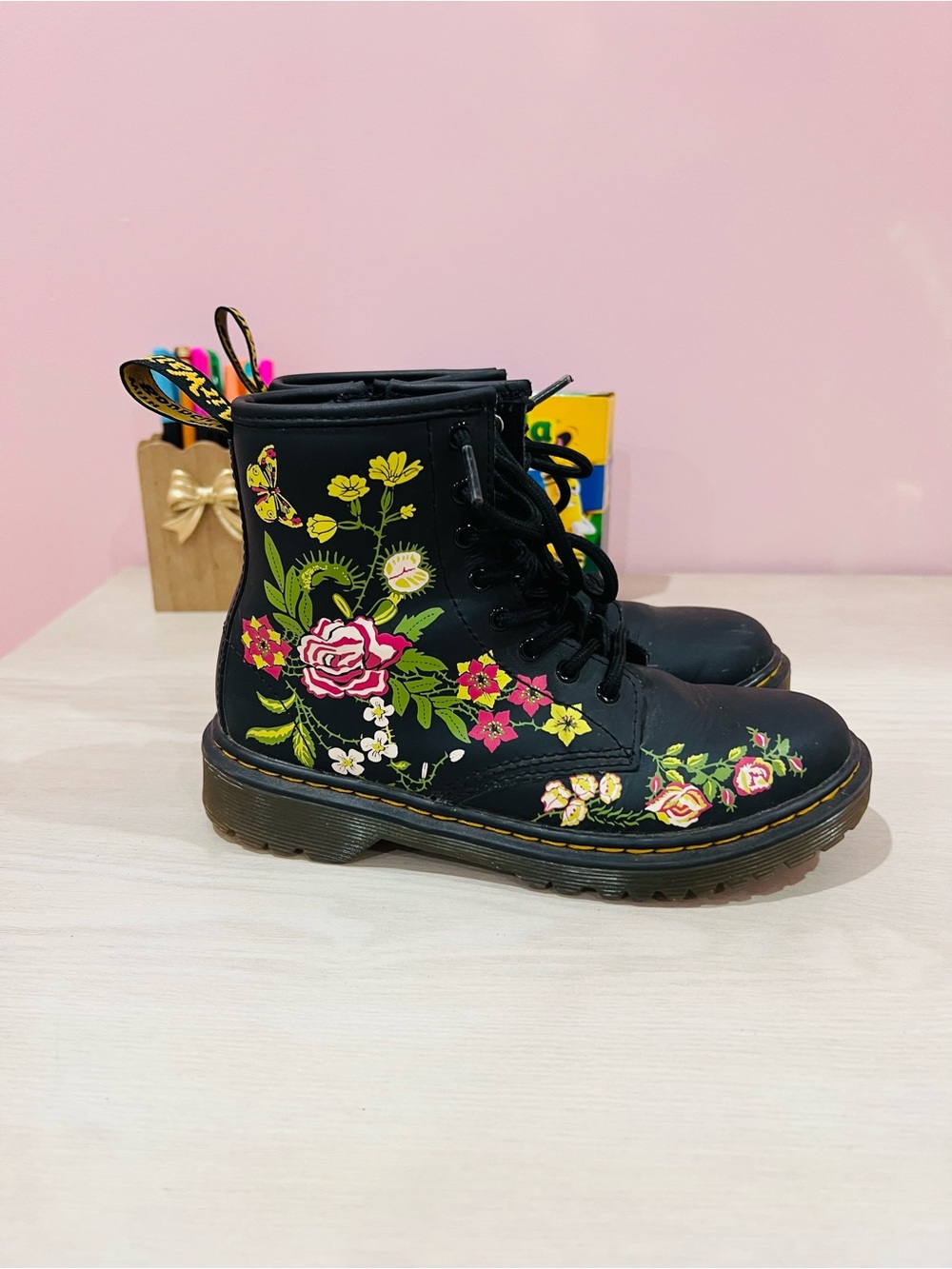 Dr. Martens Kids Black Floral Embroidered Lace-Up Boots